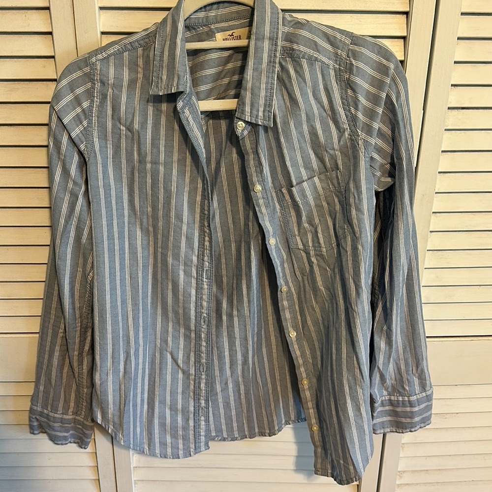 Hollister button down